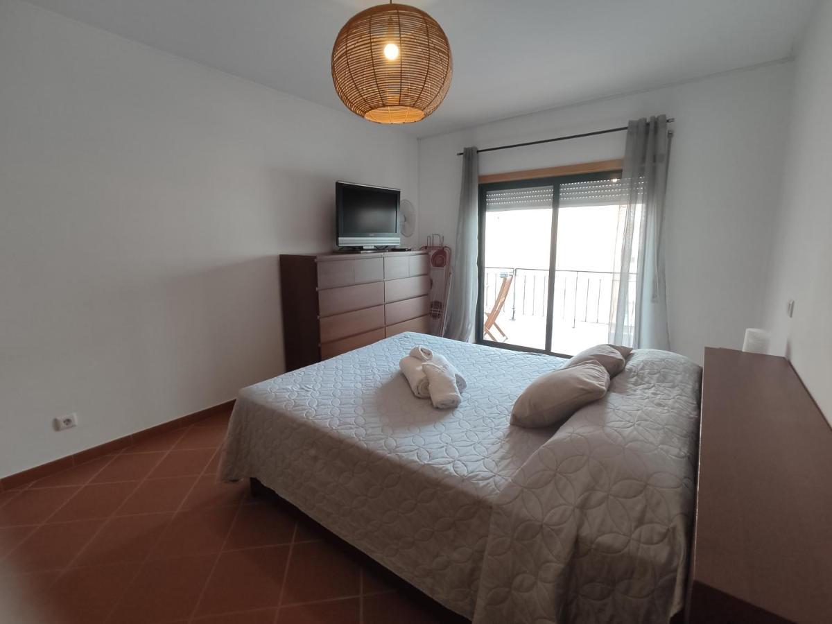 3h Terrace B - Casas & Papeis * Armação de Pêra