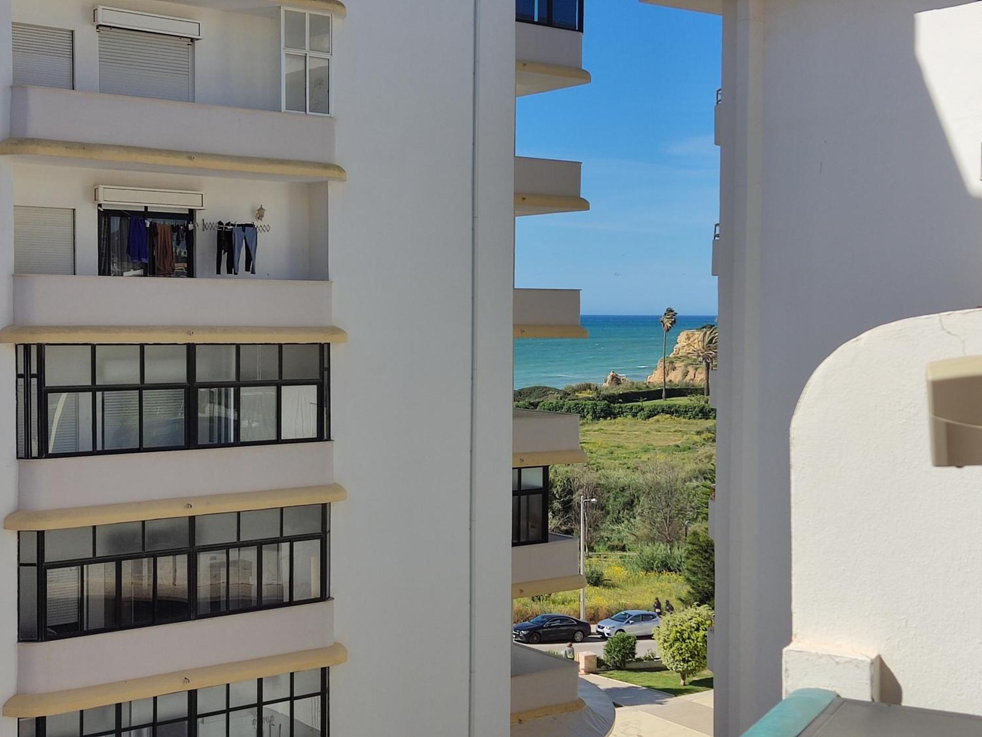 3h Terrace B - Casas & Papeis
